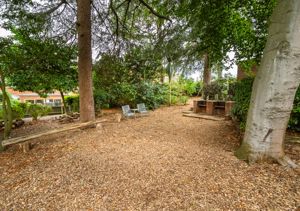 COMMUNAL GROUNDS- click for photo gallery